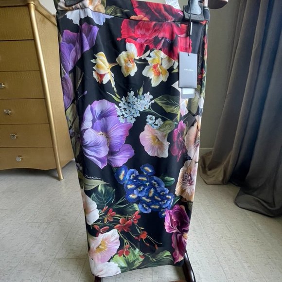 NWT Dolce & Gabbana Floral Midi Skirt size 44 - Picture 4 of 9